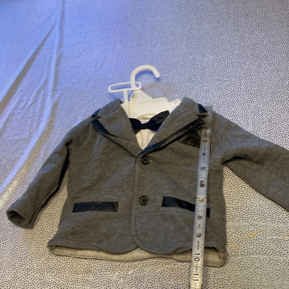 Miniclasix boys t shirt and vest size 3 months 0-12 lbs  new without tag